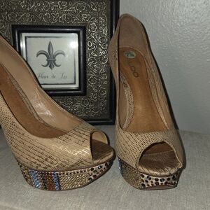 Aldo Tan Peep-Toe Platform Heels